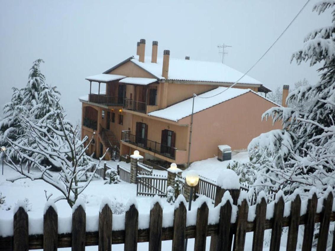 Aparthotel Archontiko Christodoulou Vronterón Exterior foto